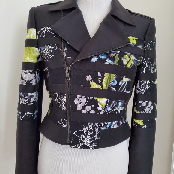 BCBGMaxAzria Jackets & Blazers - BCBGMaxAzria Black Floral Jacket